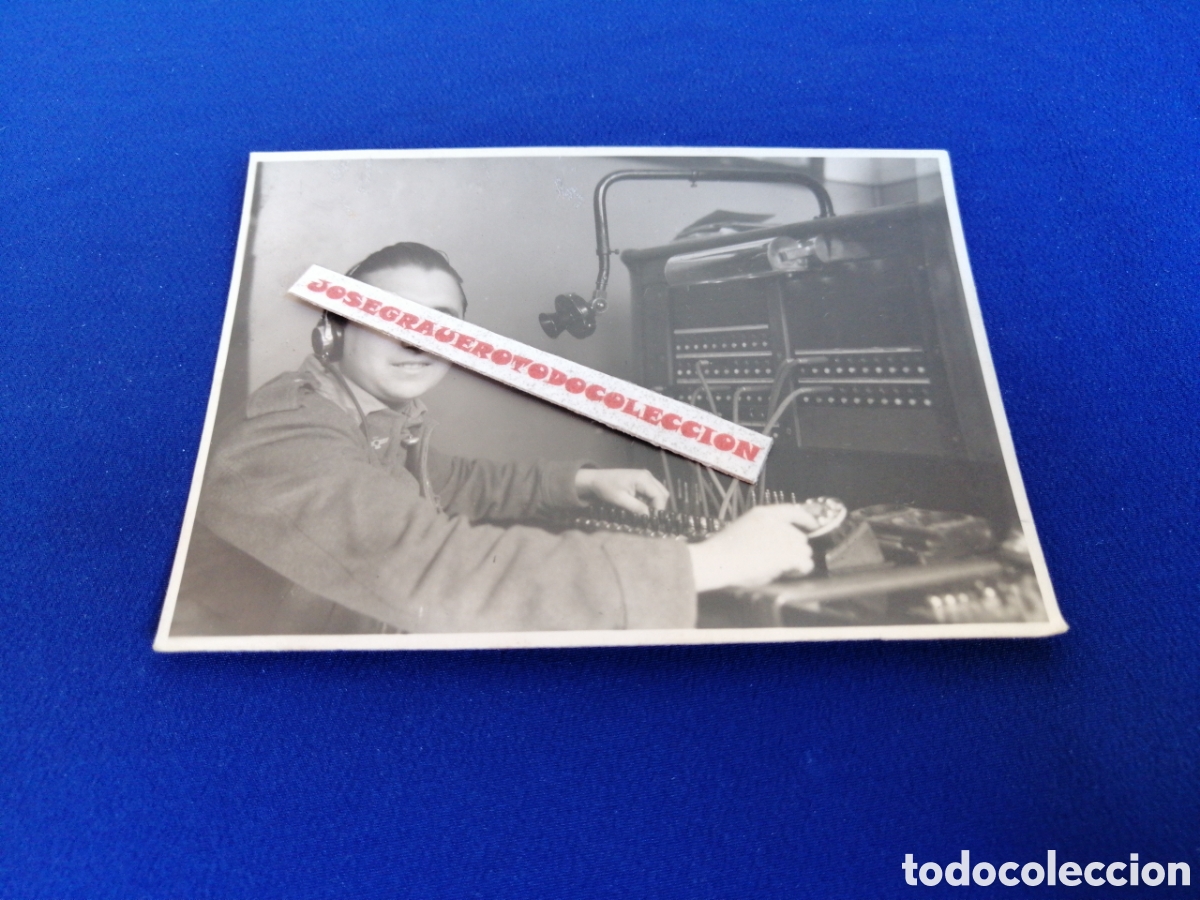 Militaria: SOLDADO EJ&Eacute;RCITO ESPA&Ntilde;OL OPERADOR TELEFON&Iacute;CA DE CLAVIJAS FOTOGRAF&Iacute;A ANTIGUA SIGLO PASADO