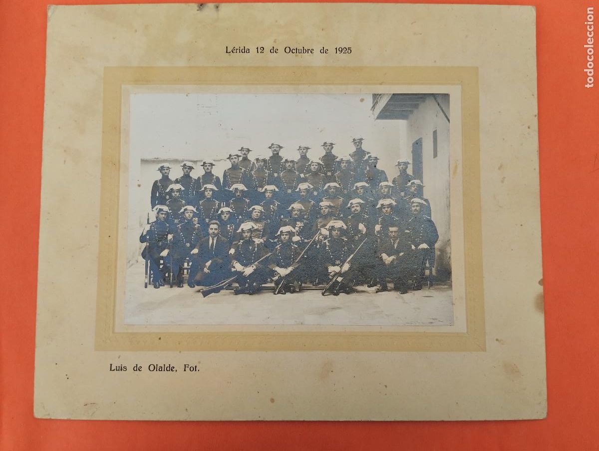 Militaria: FOTO GRUPO DE GUARDIAS CIVILES. LERIDA A&Ntilde;O 1925. Fot. Luis de Olalde