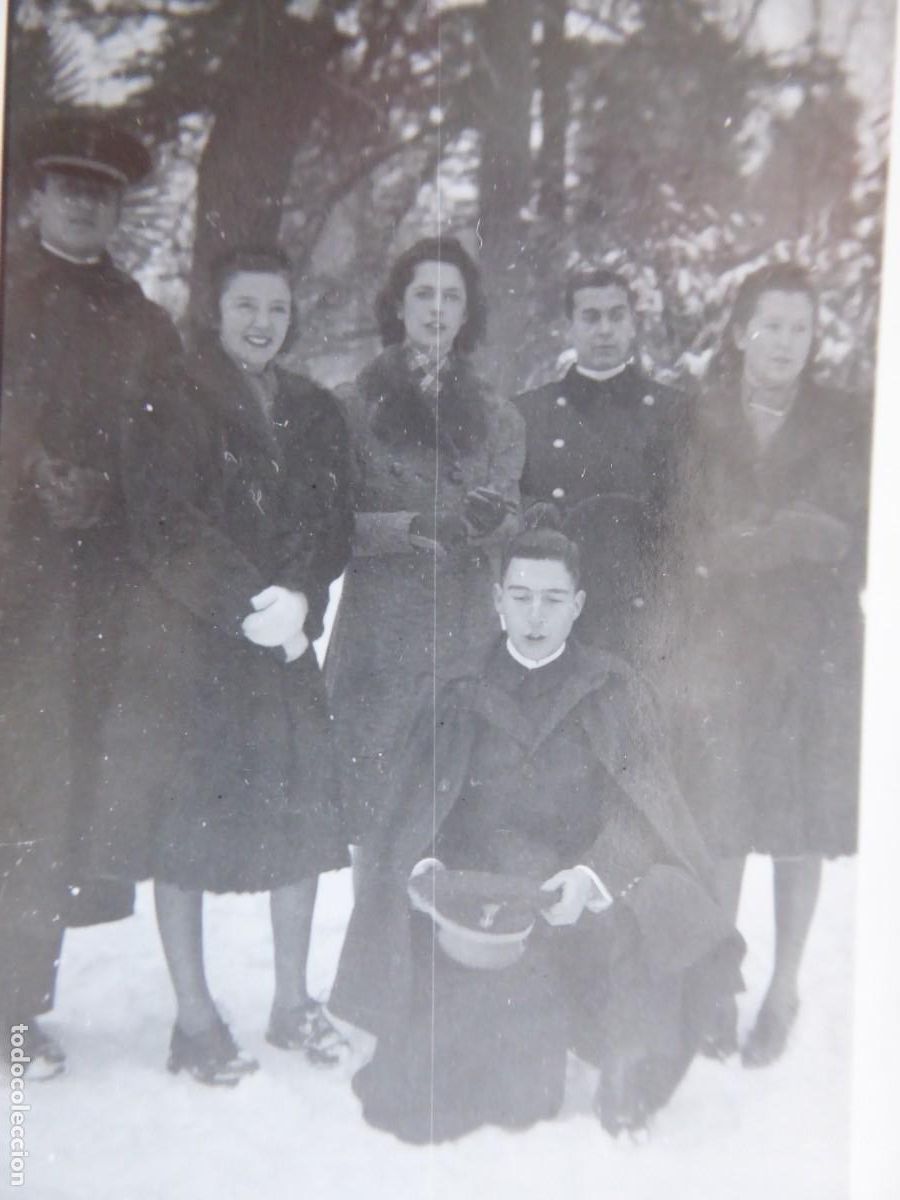 Militaria: Fotograf&iacute;a guardiamarinas armada.