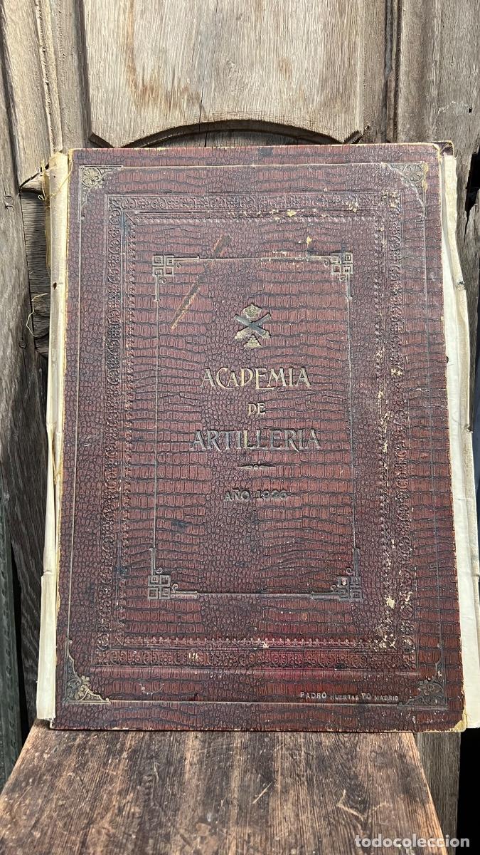 Militaria: Carpeta foto militar 1926 Alfonso XIII academia artiller&iacute;a Melian caballero 42x31cms