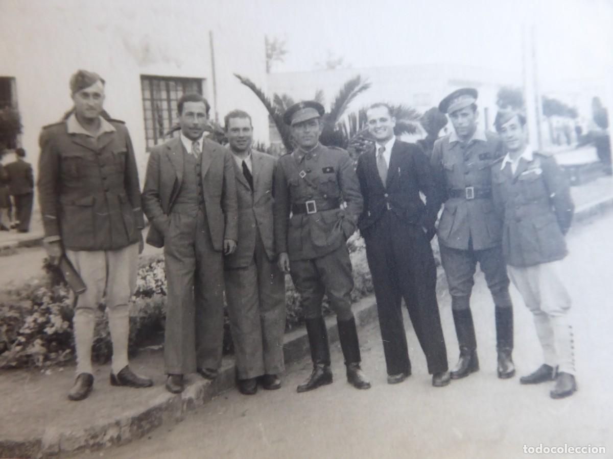 Militaria: Fotograf&iacute;a legionarios. 1942