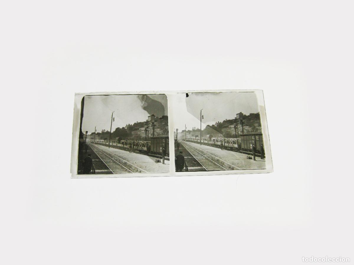 Militaria: FOTOGRAF&Iacute;A ESTEREOSC&Oacute;PICA DE VAGONES DE TREN CON AVANTRENES Y CARROS DE ARTILLER&Iacute;A DEL EJ&Eacute;RCITO