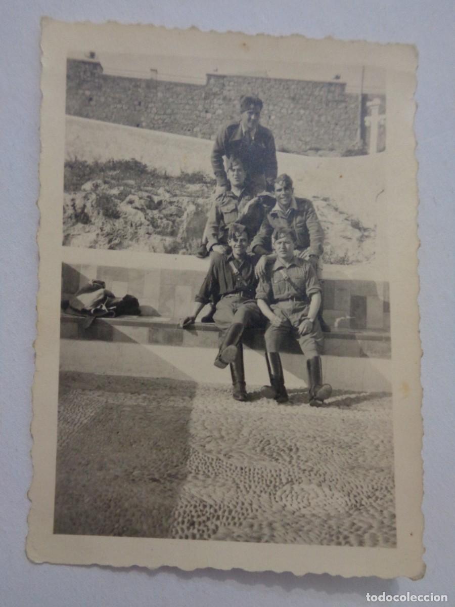Militaria: GUERRA CIVIL: FOTO DE SARGENTOS, POSIBLEMENTE ACADEMIA DE PROVISIONALES DE RIFFIEN. DE ROS, CEUTA