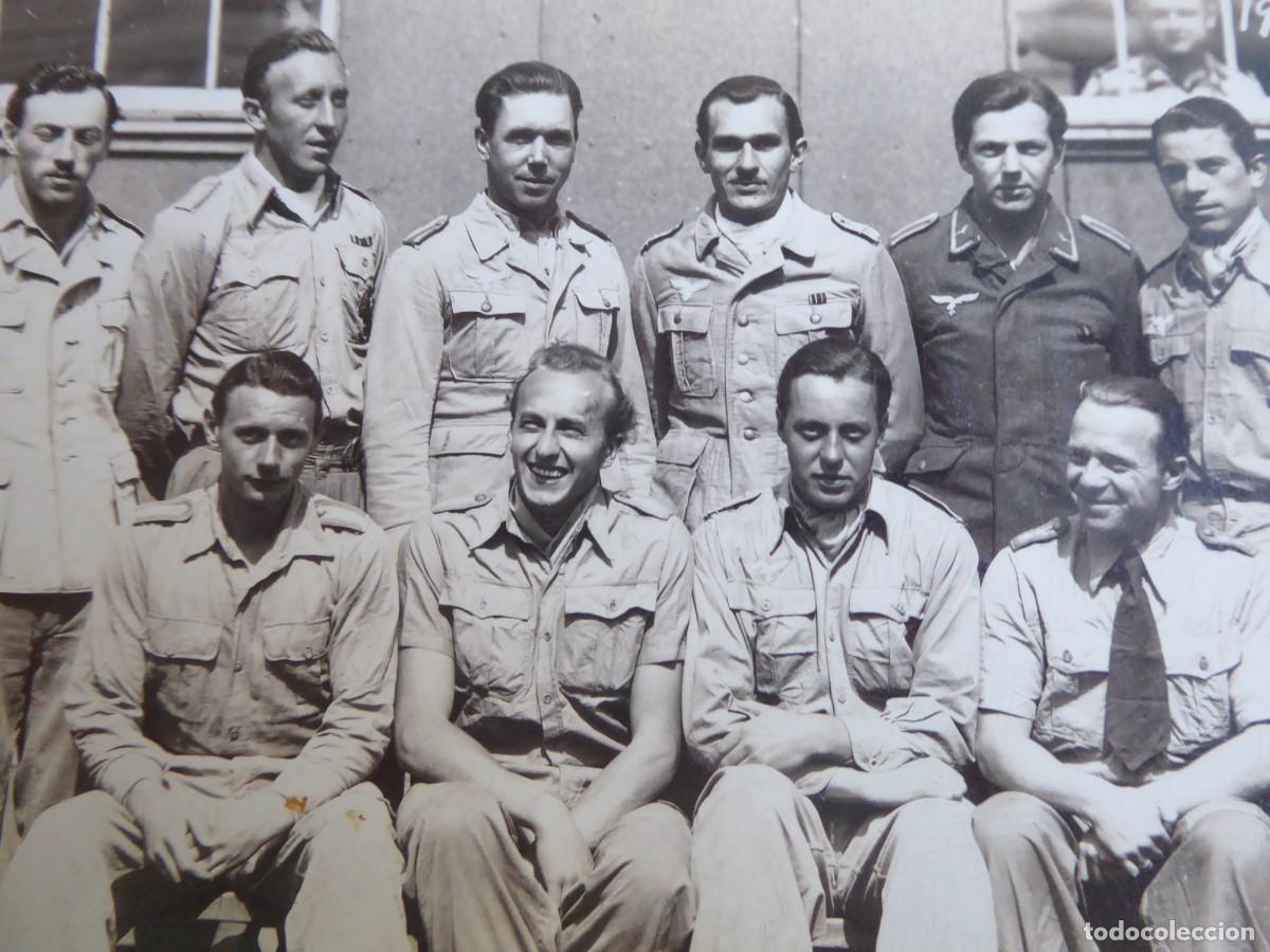 Militaria: Fotograf&iacute;a oficiales luftwaffe. Prisioneros