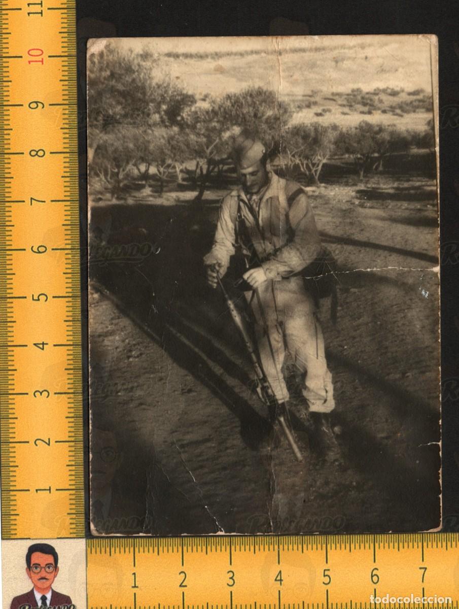 Militaria: CABALLERO LEGIONARIO LEGI&Oacute;N ESPA&Ntilde;OLA - FUSIL CETME CAMPO OLIVOS - FOTO MILITAR ANTIGUA A&Ntilde;OS 50/60