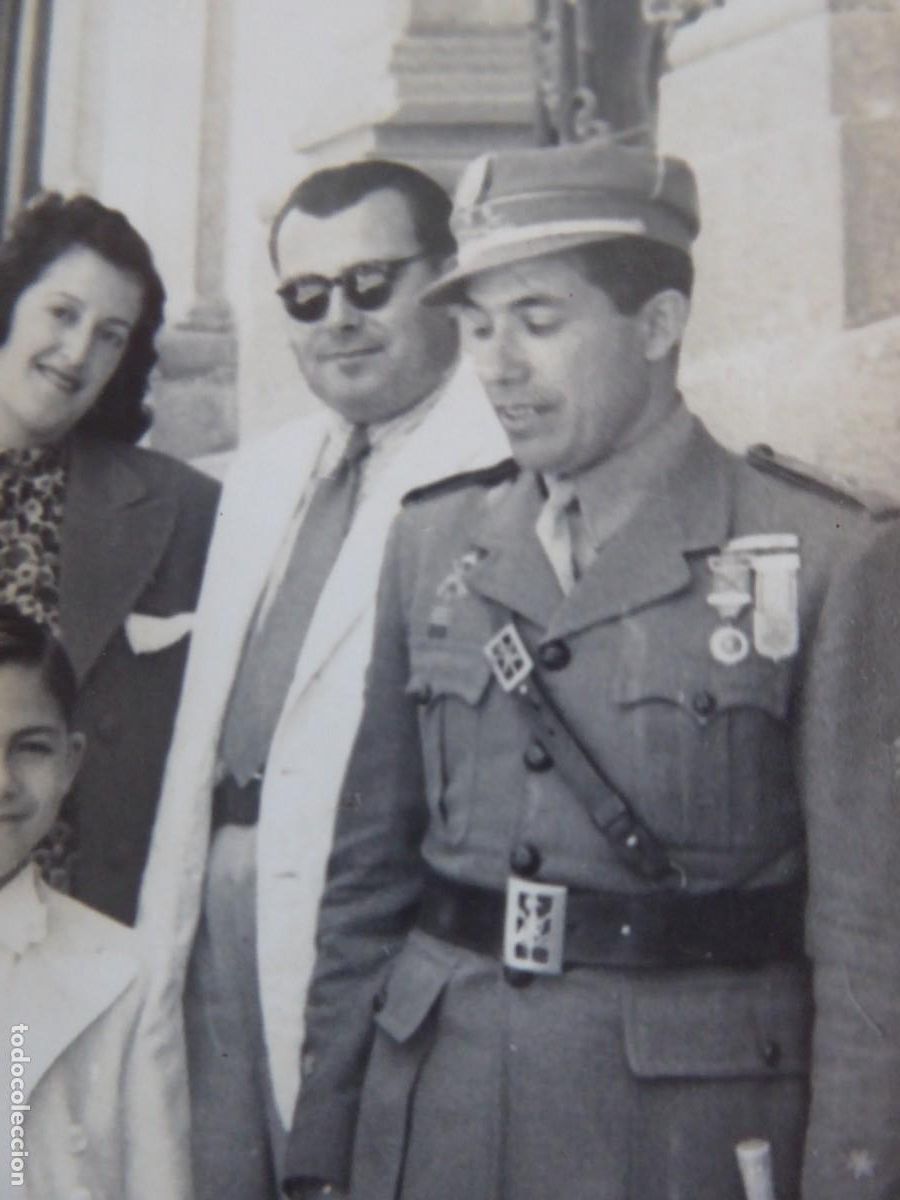 Militaria: Fotograf&iacute;a teniente legionario.