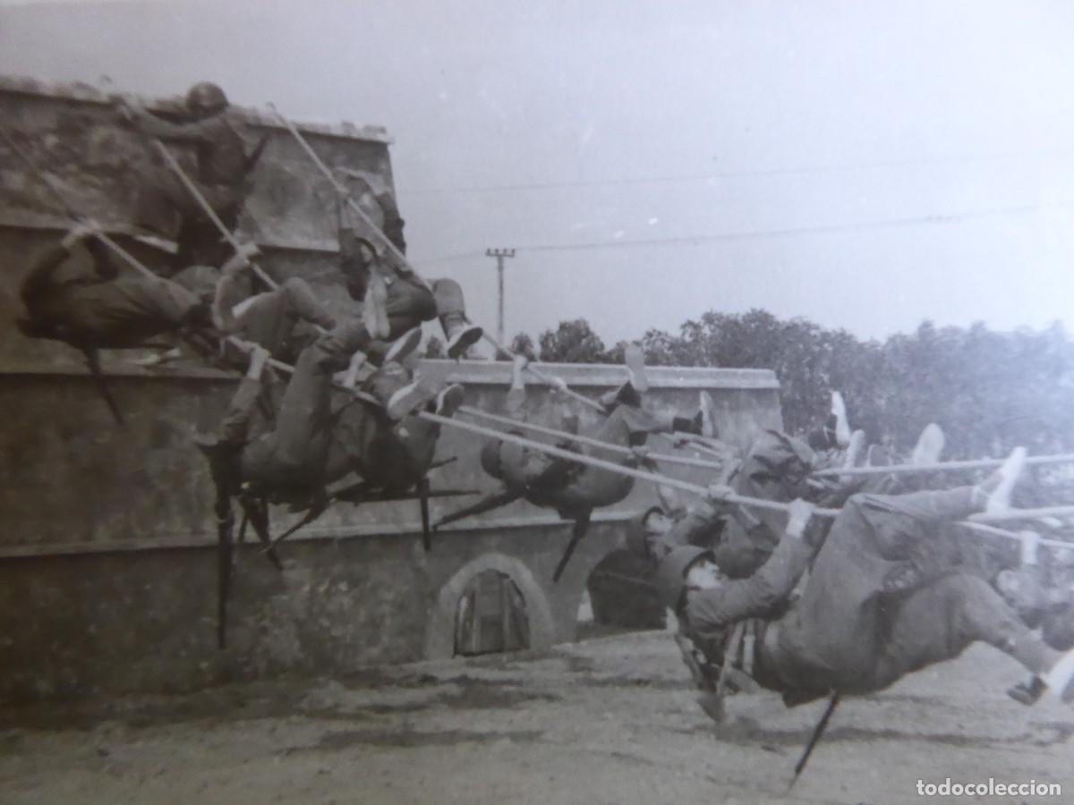 Militaria: Fotograf&iacute;a academia San Fernando.