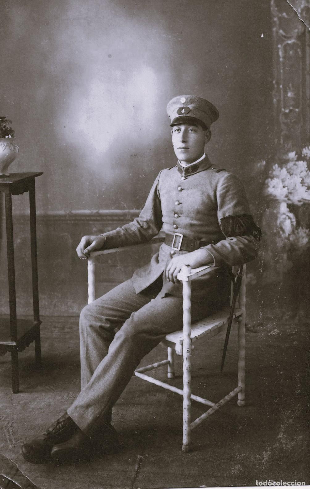 Militaria: Fotografia de estudio de soldado argentino, a&ntilde;os XX, sello estudio al dorso - CLC