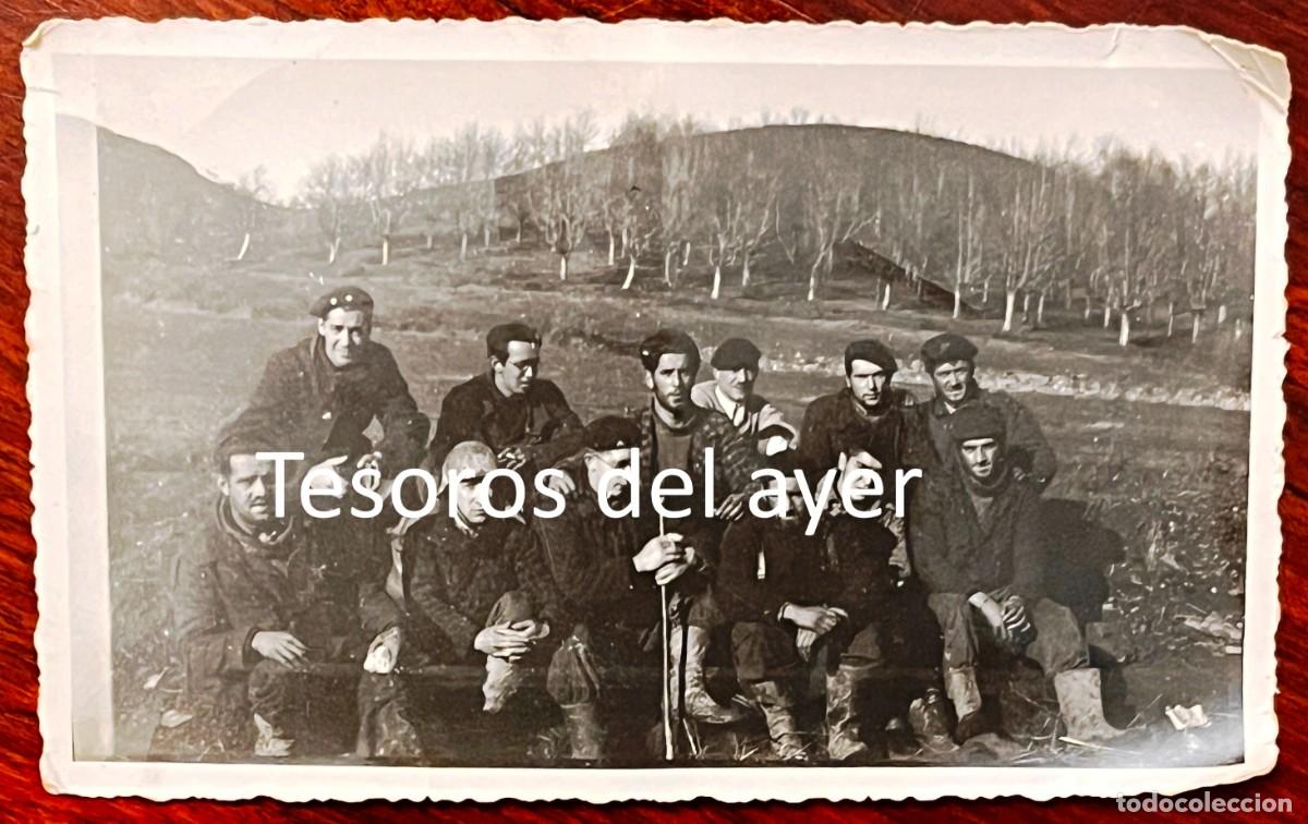 Militaria: FOTO POSTAL GUERRA CIVIL. GUDARIS DEL BATALL&Oacute;N OTXANDIANO (EAJ-PNV). FRENTE DEL NORTE / EUSKADI. C.