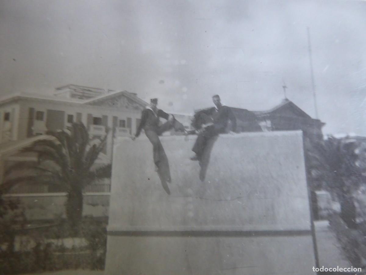 Militaria: Fotograf&iacute;a escuela naval San Fernando.