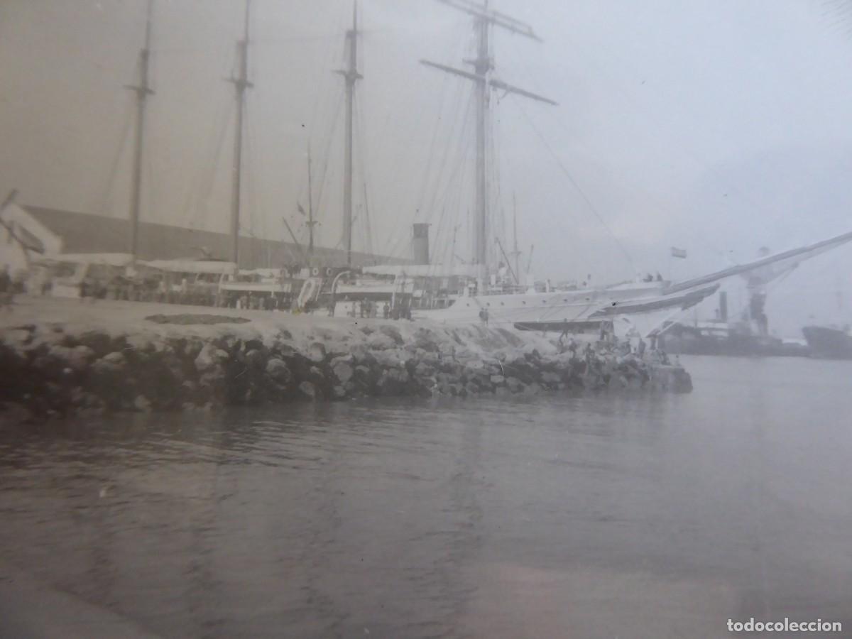 Militaria: Fotograf&iacute;a Juan Sebasti&aacute;n El Cano.