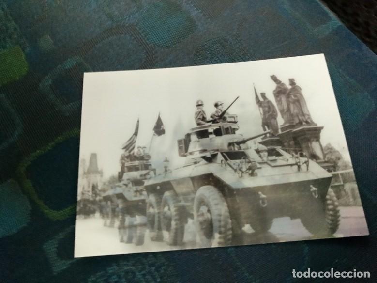 Militaria: tarjeta hologr&aacute;fica blindados americanos SGM