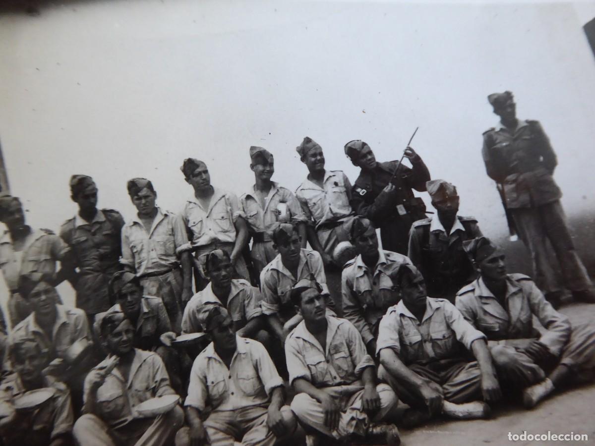 Militaria: Fotograf&iacute;a legionarios.