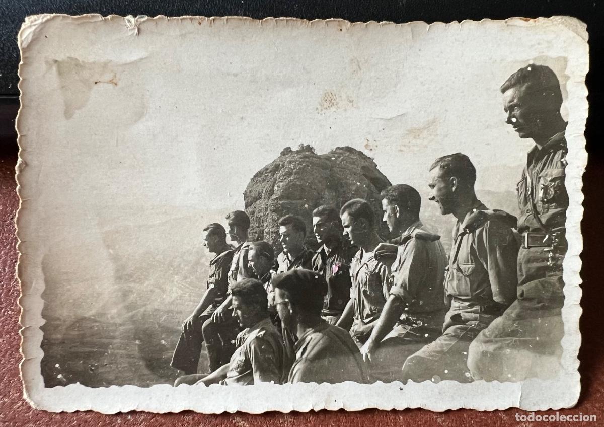 Militaria: Fotograf&iacute;a grupo de soldados Bando Nacional - Fechada Roca-Santa, 16 Agosto 1938 (Guerra Civil)