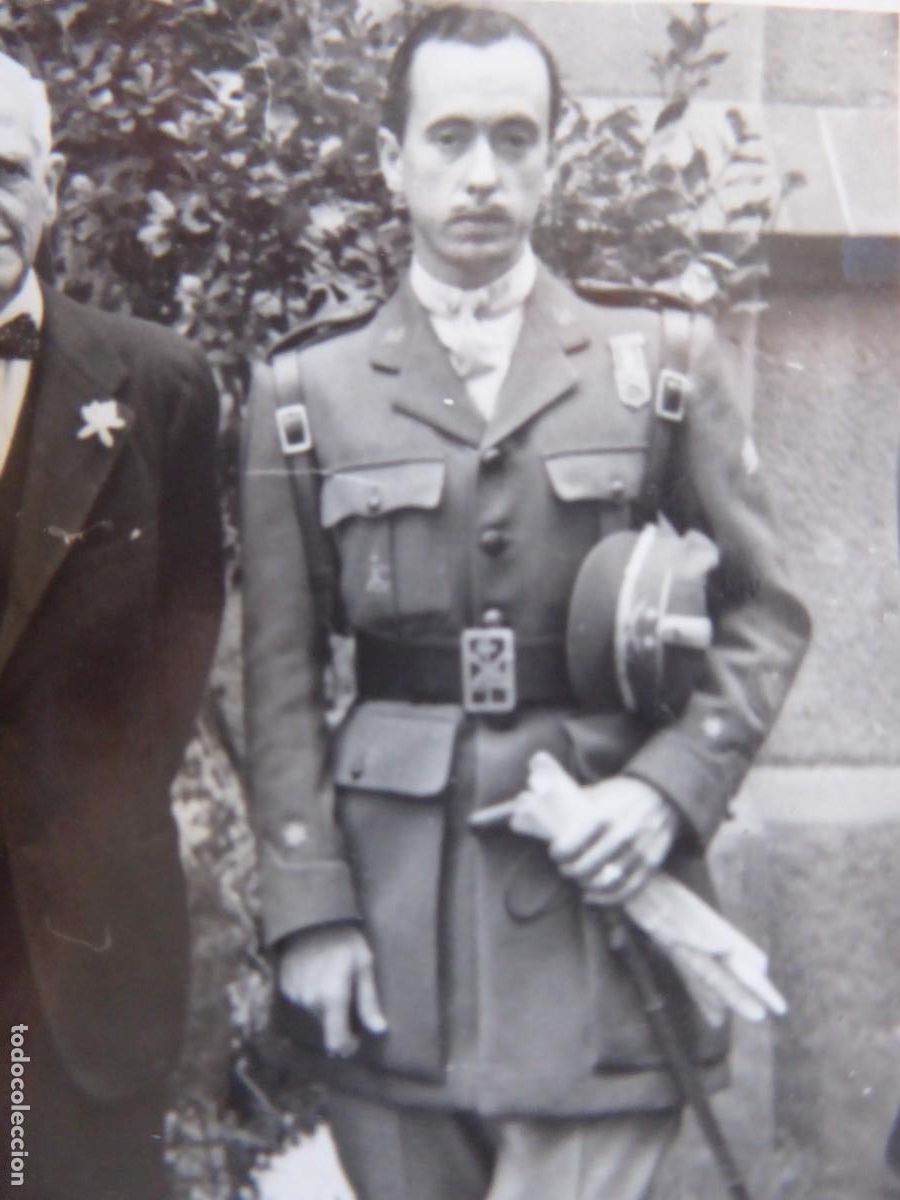 Militaria: Fotograf&iacute;a teniente legionario.