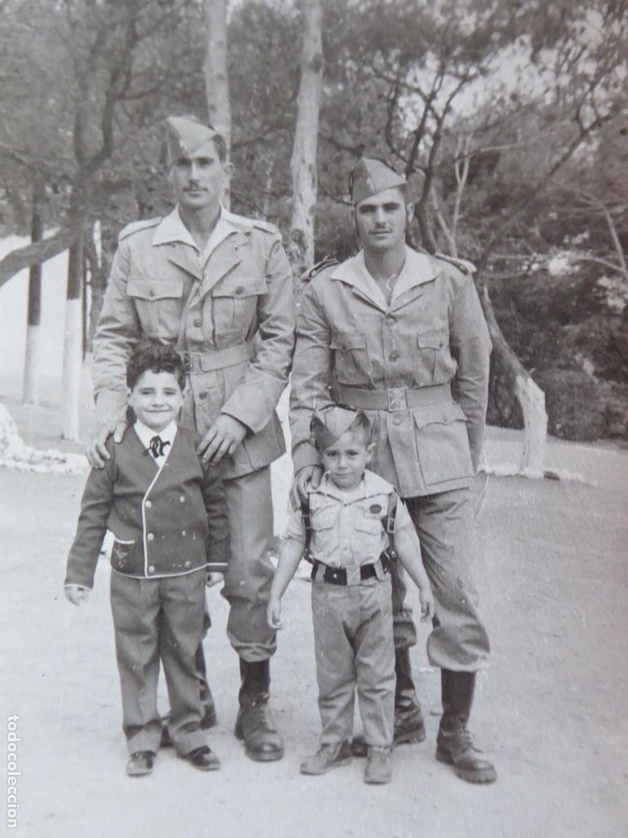 Militaria: Fotograf&iacute;a legionarios. Ceuta 1967