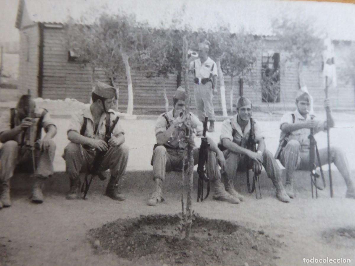 Militaria: Fotograf&iacute;a legionarios.