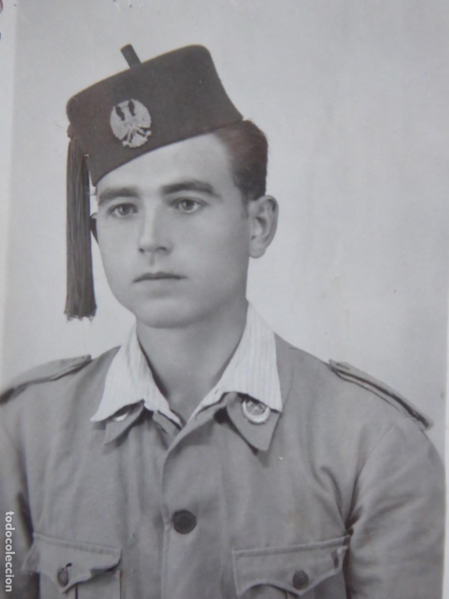 Militaria: Fotograf&iacute;a soldado regulares. Melilla