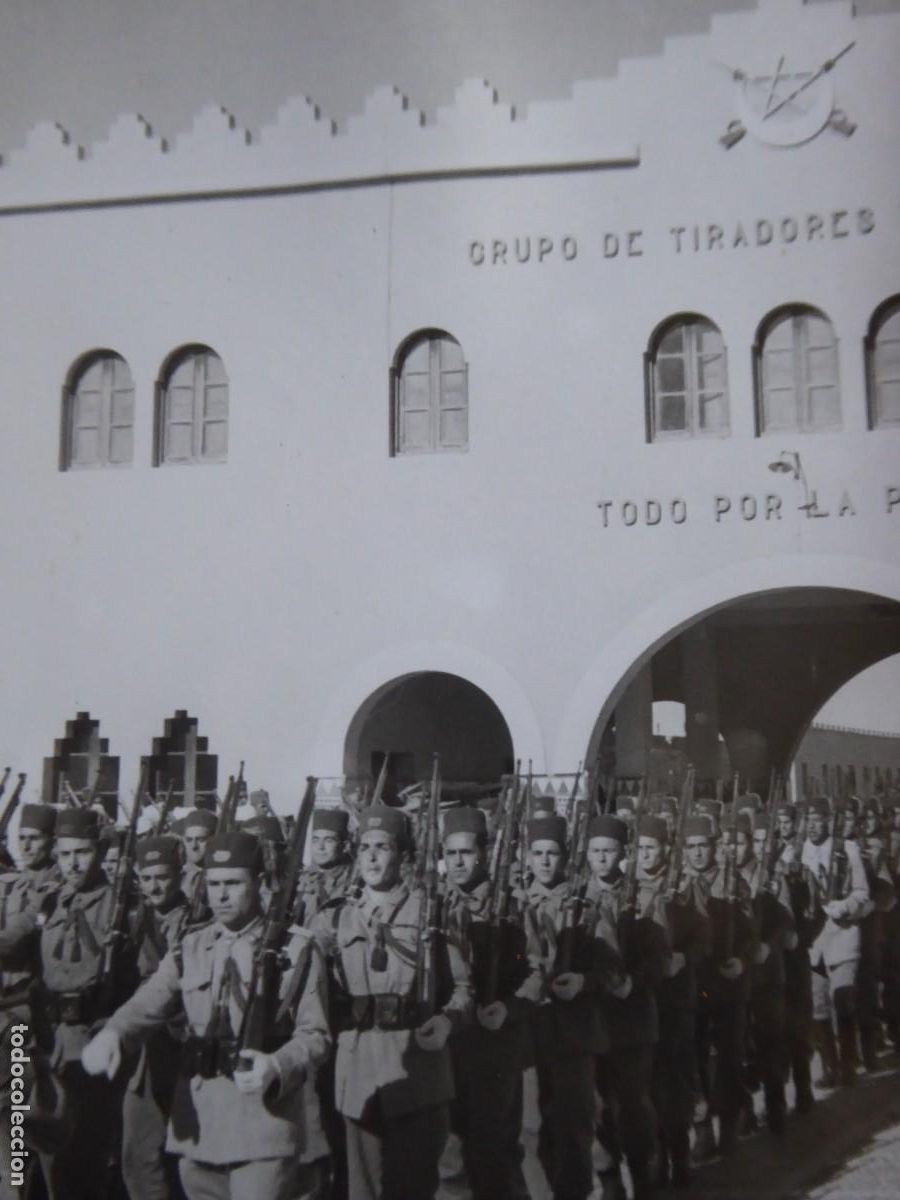Militaria: Fotograf&iacute;a soldados tiradores de Ifni.