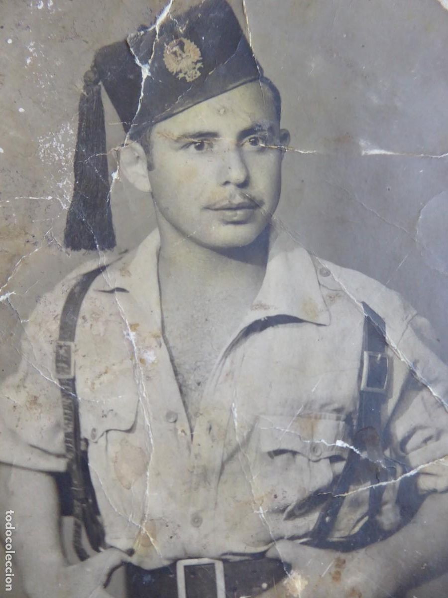 Militaria: Fotograf&iacute;a soldado regulares.