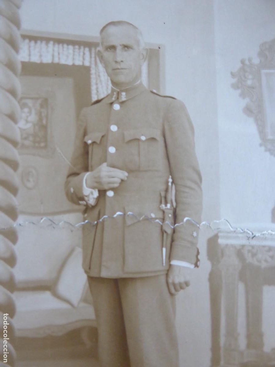 Militaria: Fotograf&iacute;a alf&eacute;rez guardia civil. 1938