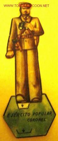 Militaria: Soldados del Ej&eacute;rcito Popular en cart&oacute;n.Tierra. Coronel.