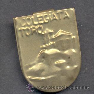 Military Antiques: EMBLEMA AUXILIO SOCIAL COLEGIATA DE TORO