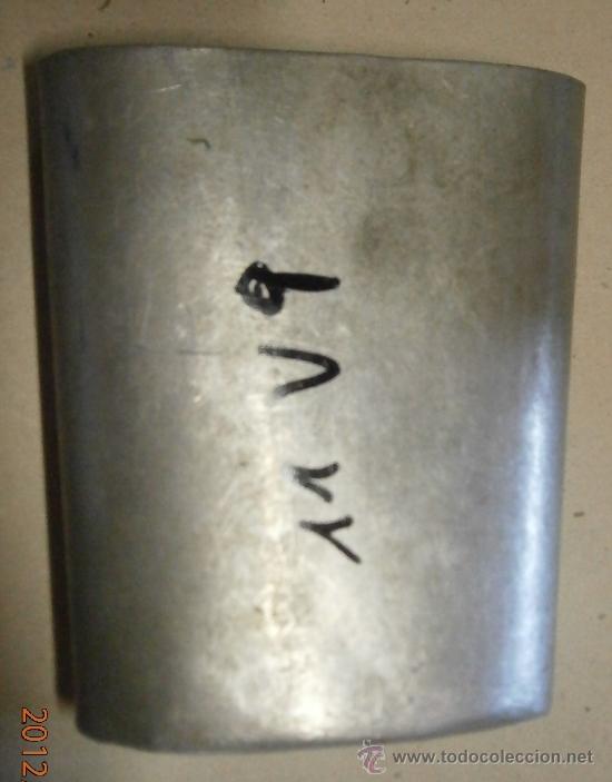 Militaria: Vaso de aluminio para licor - Foto 1