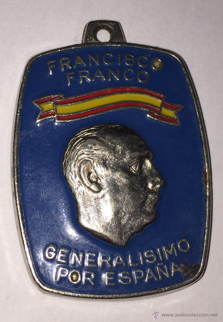 Militaria: Colgante- llavero de Franco