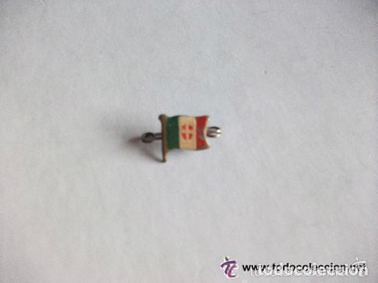 Militaria: GUERRA CIVIL : BROCHE CON BANDERA DE ITALIA FASCISTA . DE ITALIANO DEL CTV