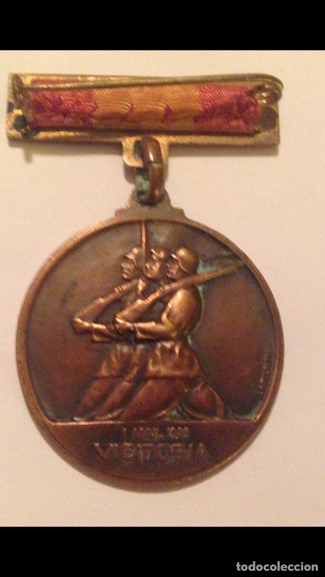 Militaria: GUERRA CIVIL ESPA&Ntilde;OLA.- Medallas