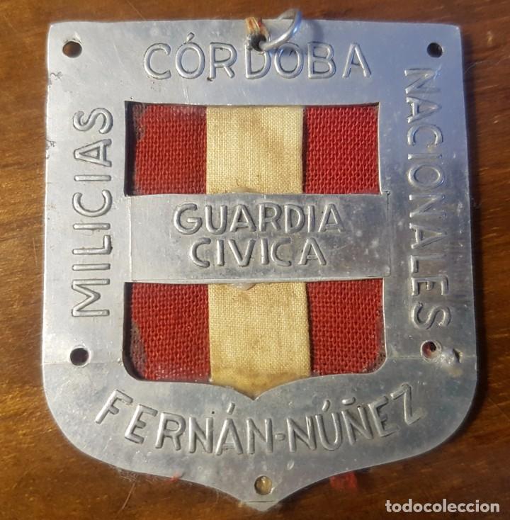 Militaria: PLACA GUARDIA CIVICA - MILICIAS NACIONALES CORDOBA EN METAL CON BANDERA DE ESPA&Ntilde;A DE FONDO -