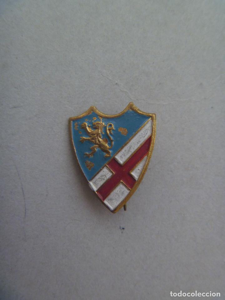 Militaria: GUERRA CIVIL : PEQUE&Ntilde;O BROCHE CON EMBLEMA DEL CUERPO EJERCITO ARAGON