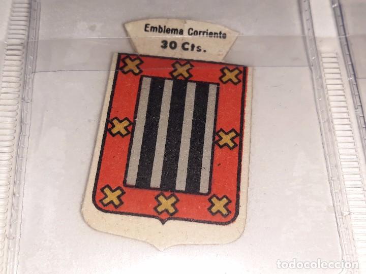 Militaria: ANTIGUO EMBLEMA AUXILIO SOCIAL - AGREDA - SORIA - SERIE B - N&ordm; 118 - A&Ntilde;OS 40 30 CTS