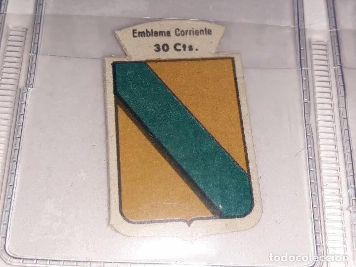 Militaria: ANTIGUO EMBLEMA AUXILIO SOCIAL - ARISTAIN - SERIE B - N&ordm; 112 - A&Ntilde;OS 40 30 CTS