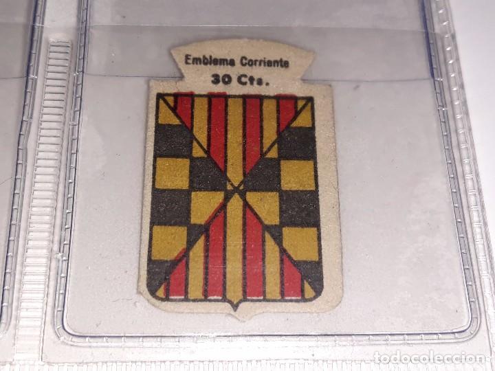 Militaria: ANTIGUO EMBLEMA AUXILIO SOCIAL - URGEL - SEO DE URGEL -  SERIE B - N&ordm; 69- A&Ntilde;OS 40 30 CTS