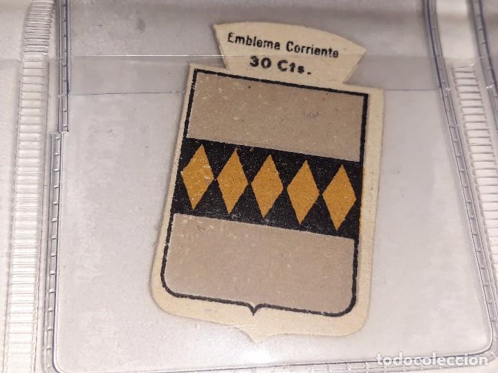 Militaria: ANTIGUO EMBLEMA AUXILIO SOCIAL - AGER - LERIDA - SERIE B - N&ordm; 119 - A&Ntilde;OS 40 30 CTS