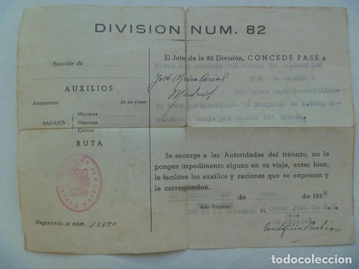 Military Antiques: GUERRA CIVIL: PASAPORTE O SALVOCONDUCTO DE MILITAR DESMOVILIZADO DIVISION N&ordm; 83. LA CORU&Ntilde;A 1939