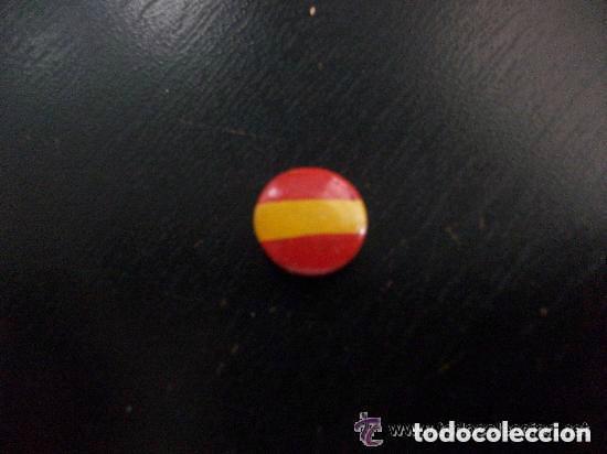 Militaria: GUERRA CIVIL : BOTON DE SOLAPA PATRIOTICO , BANDO NACIONAL