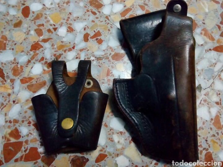 Militaria: Funda pistola funda esposas antiguo