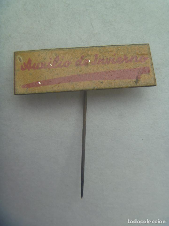 Militaria: GUERRA CIVIL - FALANGE : EMBLEMA DE AUXILIO SOCIAL DE LA PRIMERA EPOCA: AUXLIO DE INVIERNO