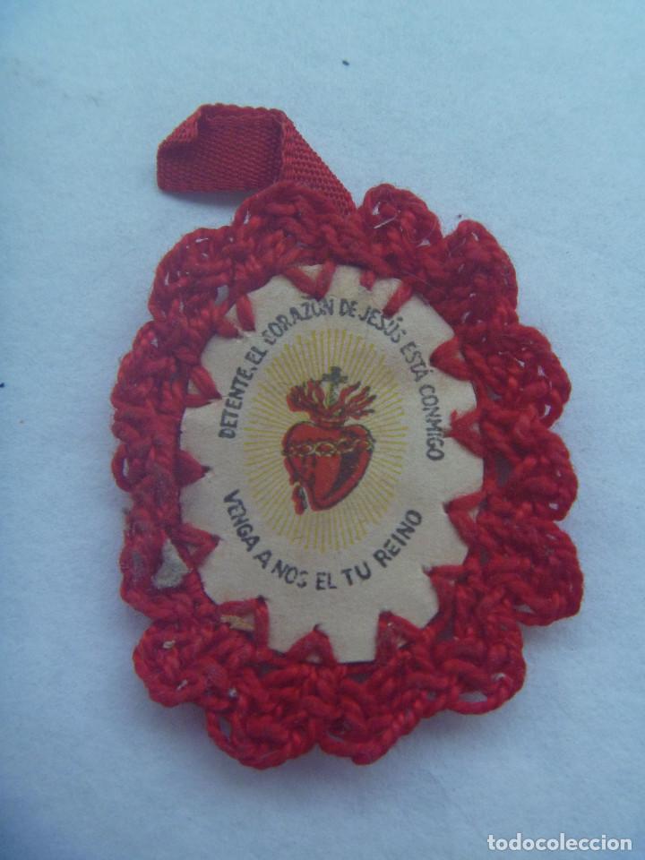 Militaria: GUERRA CIVIL : DETENTE BALA PATRIOTICO CON CORAZON DE JESUS DE MILICIANO NACIONAL. CROCHET