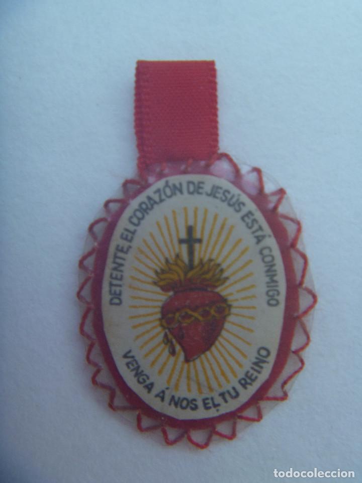 Militaria: GUERRA CIVIL : DETENTE BALA CON CORAZON DE JESUS DE MILICIANO NACIONAL