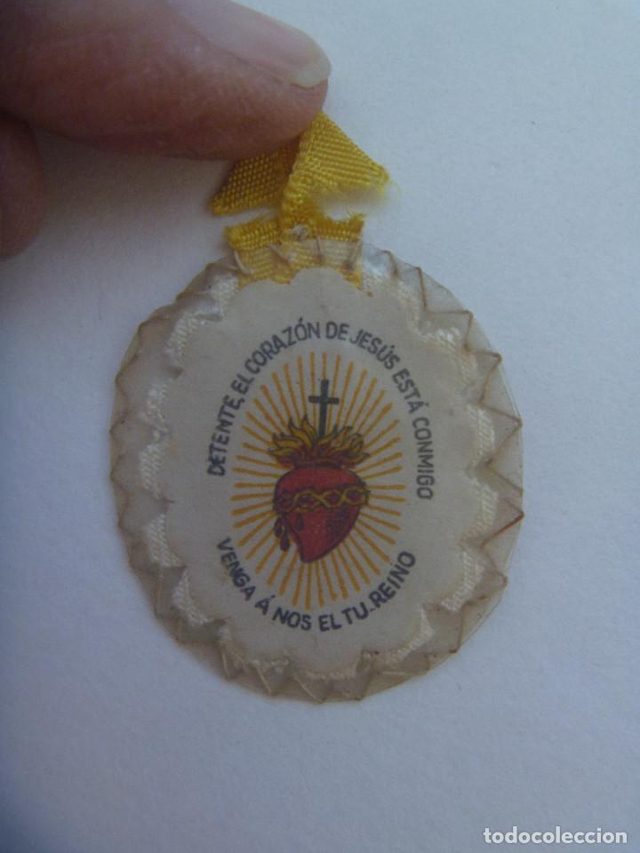 Militaria: GUERRA CIVIL : DETENTE BALA CON CORAZON DE JESUS DE MILICIANO NACIONAL