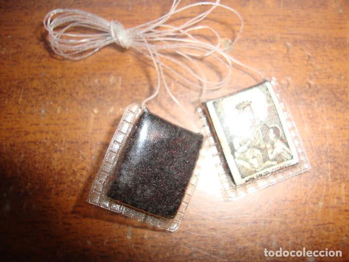 Militaria: COLECCION DE ESCAPULARIOS ANTIGUOS SE UTILIZARON COMO DETENTES DURANTE LA GUERRA