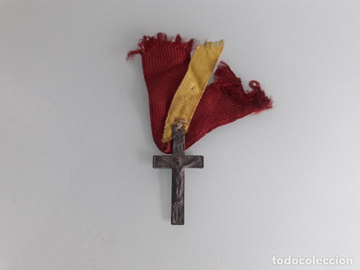 Crucifijo De Metal Detente Bala Con Los Colores De La Bandera Española Guerra Civil