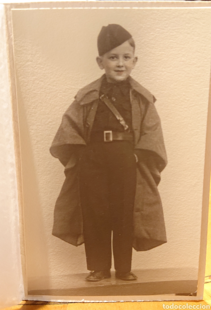 Militaria: Foto ni&ntilde;o vestido falangista, Zaragoza, falange, perfecta
