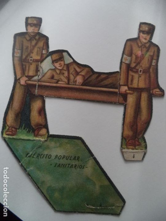 Military Antiques: EJERCITO POPULAR SANITARIOS ORIGINAL GUERRA CIVIL SALIAN EN SOBRES SORPRESA O COMO OBSEQUIO