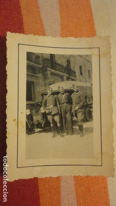 Military Antiques: ANTIGUA FOTOGRAFIA.MILITARES JUNTO A CAMION.PERIODO GUERRA CIVIL ESPA&Ntilde;OLA?