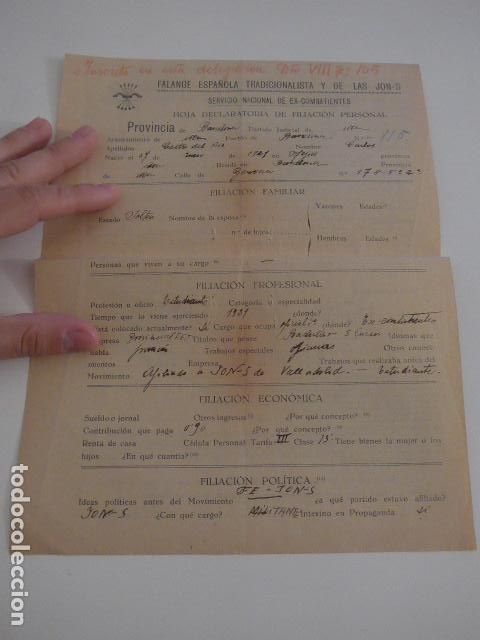 Militaria: Antigua ficha excombatiente falange de Barcelona, pone todo lo que hizo en guerra civil.
